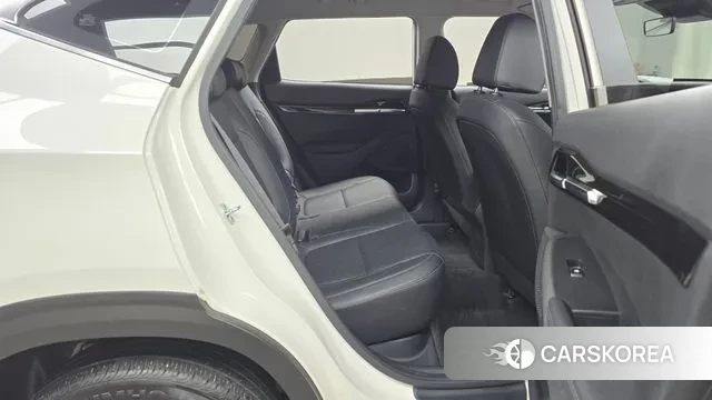 Kia Seltos 2022 Белый из Кореи, фото 3