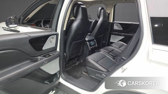Lincoln Aviator 2nd generation 2020 Белый из Кореи, фото 3