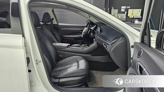 Hyundai Sonata (DN8) 2020 Белый из Кореи, фото 3