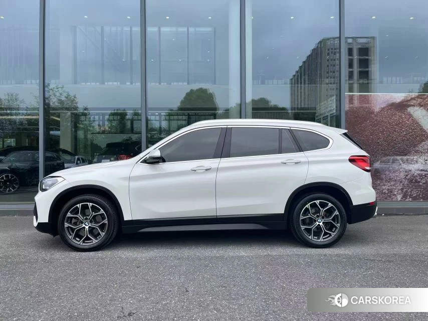 BMW X1 2020 Белый из Китая, фото 3