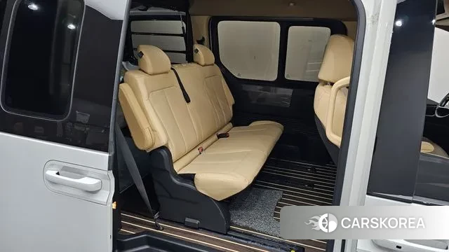 Hyundai Staria 2024 Белый из Кореи, фото 3