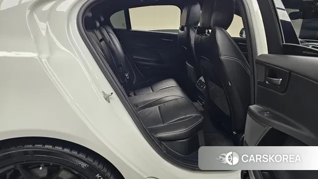 Jaguar XE 2019 Белый из Кореи, фото 3