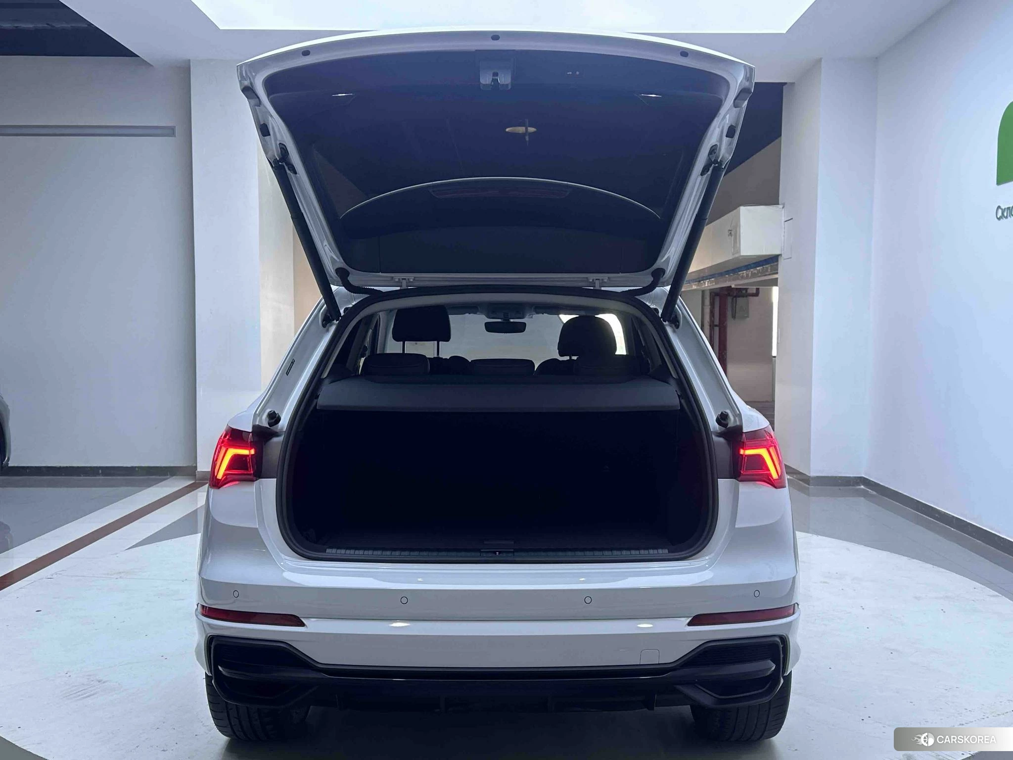 Audi Q3 2022 Белый из Китая, фото 3