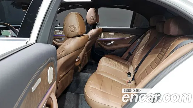 Mercedes-Benz E-Class W213 2021 Белый из Кореи, фото 3