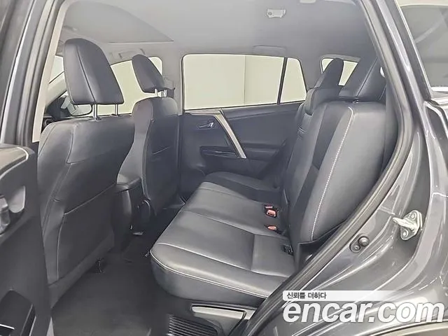 Toyota RAV4 2018 Серый из Кореи, фото 3