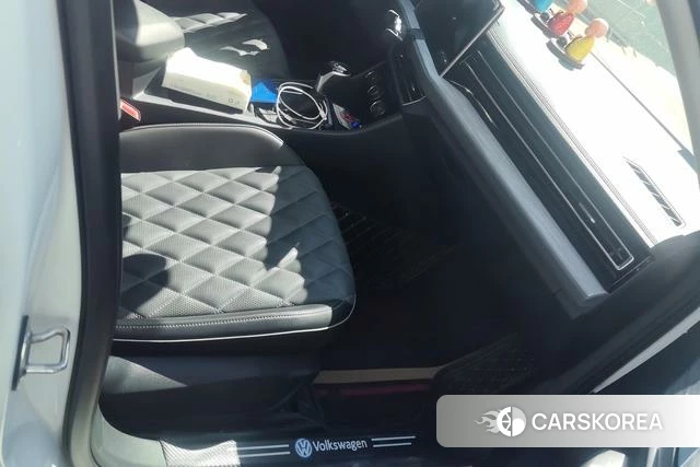 Volkswagen Sagitar 2024 Белый из Китая, фото 3