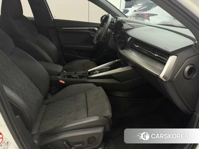 Audi A3 2022 Белый из Китая, фото 3