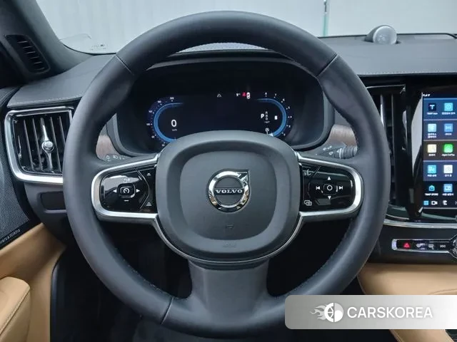 Volvo S90 2024 Белый из Кореи, фото 3