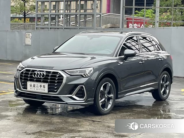 Audi Q3 2021 Темно-серый из Китая, фото 3