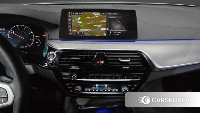 BMW 5 Series (G30) 2019 Серый из Кореи, фото 3