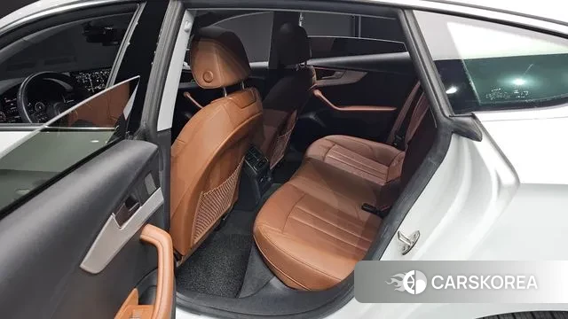 Audi A5 (F5) 2022 Белый из Кореи, фото 3