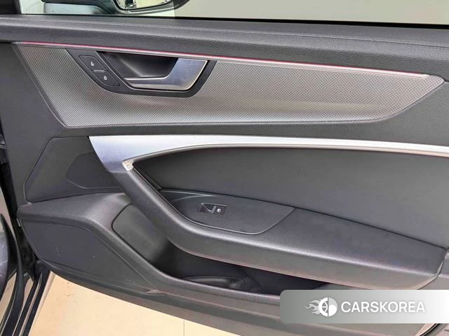 Audi A6L 2021 Темно-серый из Китая, фото 3