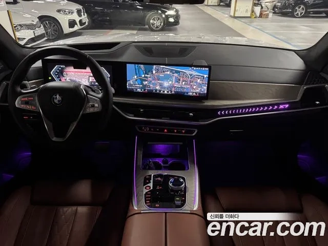 BMW X7 (G07) 2023 Белый из Кореи, фото 3