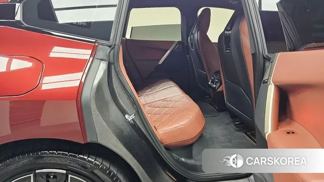 BMW iX 2024 Красный из Кореи, фото 3