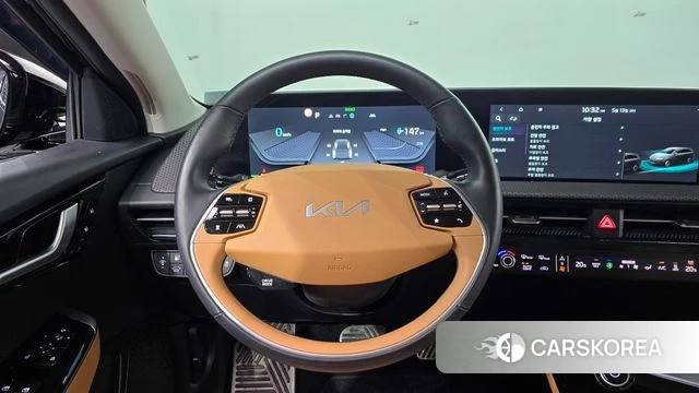 Kia EV6 2023 Черный из Кореи, фото 3