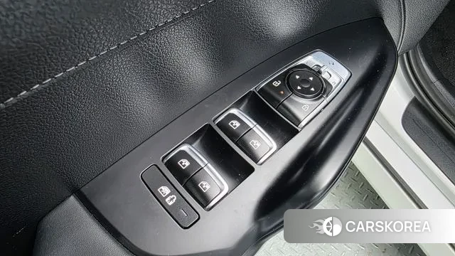 Kia The New K5 3rd generation 2023 Белый из Кореи, фото 3