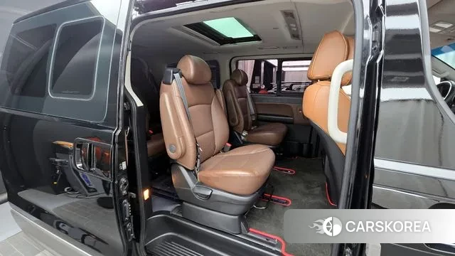 Hyundai The New Grand Starex 2019 Черный из Кореи, фото 3