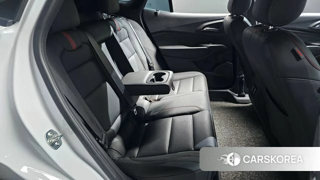 Chevrolet (GM Daewoo) Trax Crossover 2024 Белый из Кореи, фото 3