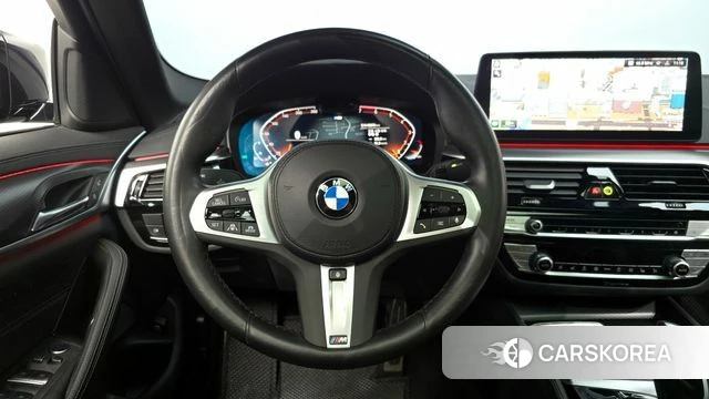 BMW 5 Series (G30) 2023 Черный из Кореи, фото 3