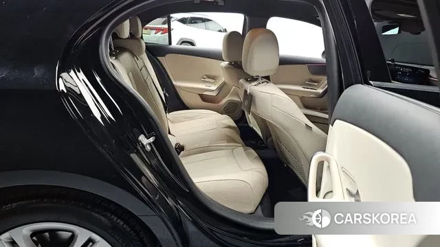 Mercedes-Benz A-Class W177 2023 Черный из Кореи, фото 3