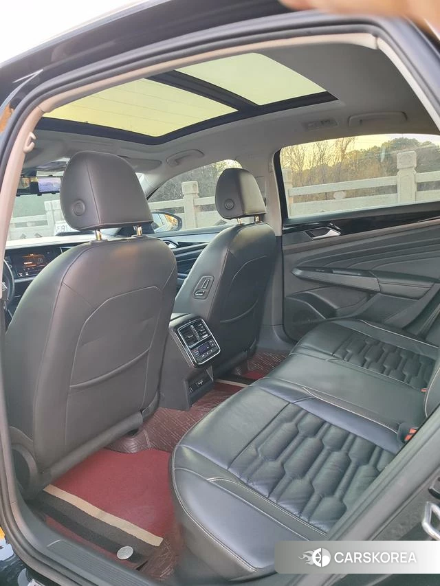 Volkswagen Passat 2020 Черный из Китая, фото 3