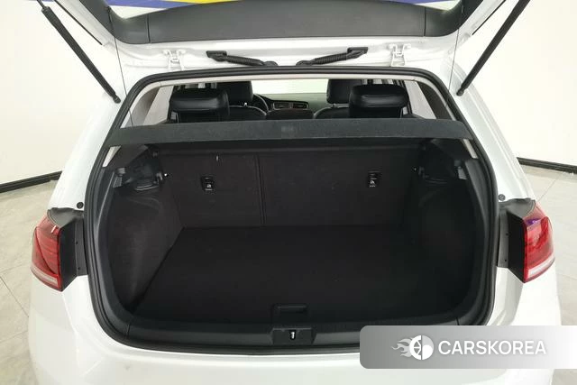 Volkswagen Golf 2020 Белый из Китая, фото 3
