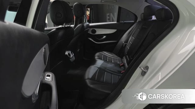 Mercedes-Benz C-Class W205 2018 Белый из Кореи, фото 3