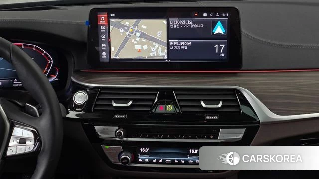 BMW 5 Series (G30) 2023 Черный из Кореи, фото 3