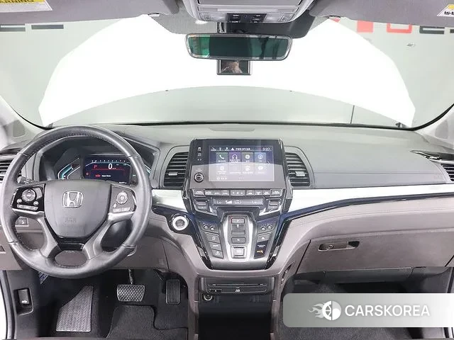 Honda Odyssey 2020 Белый из Кореи, фото 3