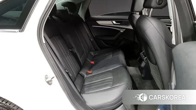 Audi A6 (C8) 2021 Белый из Кореи, фото 3