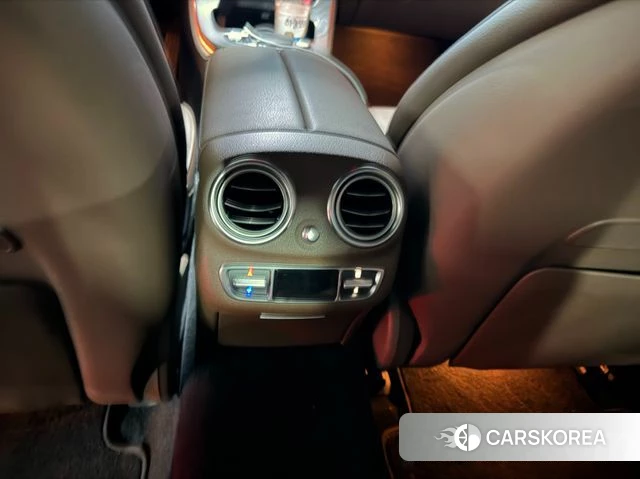 Mercedes-Benz E-Class W213 2023 Черный из Кореи, фото 3