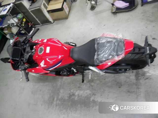 Проданный Honda CBR650R E-CLUTCH id 4184655 из Японии