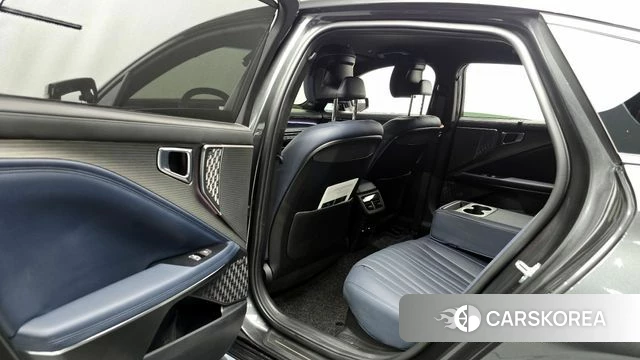 Kia The New K8 Hybrid 2024 Серый из Кореи, фото 3