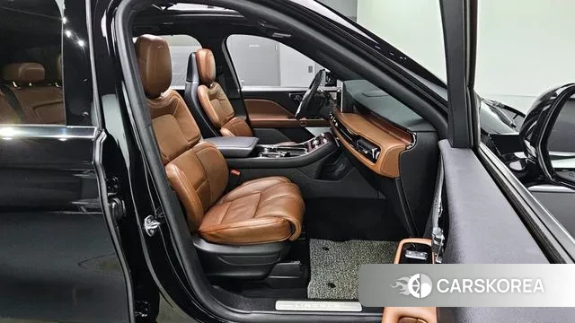 Lincoln Aviator 2nd generation 2021 Черный из Кореи, фото 3
