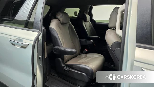 Kia The New Carnival 4th Generation 2024 Цвет галактики из Кореи, фото 3