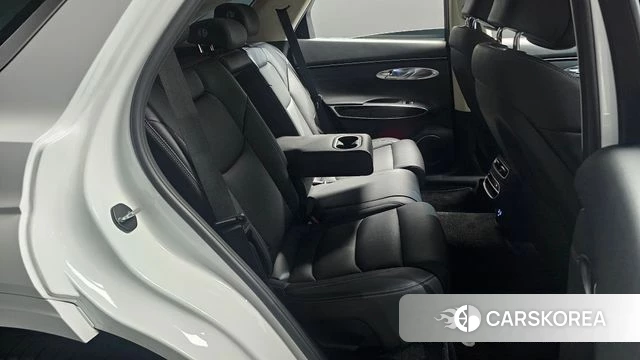 Genesis GV70 2023 Белый из Кореи, фото 3