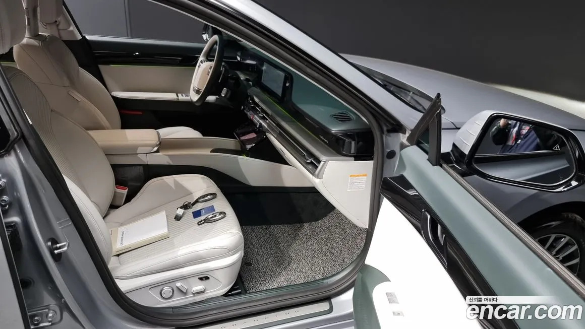 Hyundai Grandeur Hybrid (GN7) 2023 из Кореи, фото 3