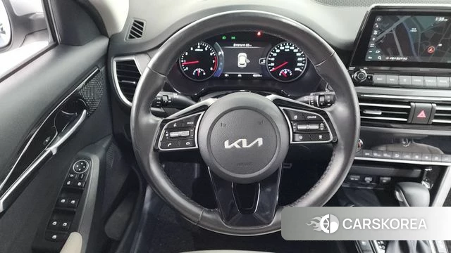 Kia Seltos 2022 Белый из Кореи, фото 3