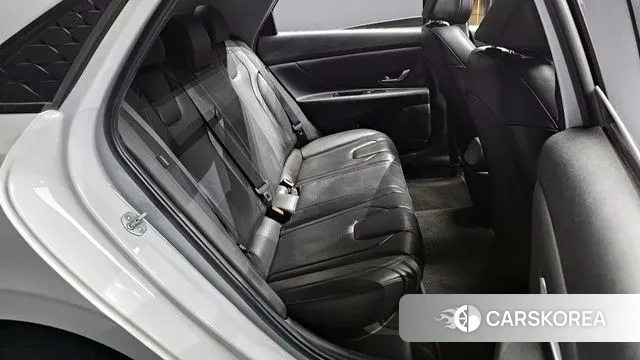 Hyundai The New Avante (CN7) 2023 Белый из Кореи, фото 3