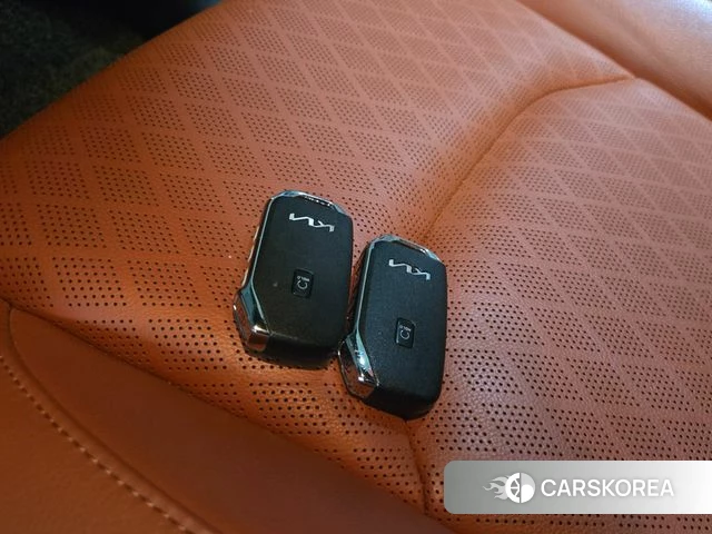 Kia The New K3 2nd generation 2021 Белый из Кореи, фото 3