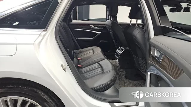 Audi A6 (C8) 2019 Белый из Кореи, фото 3