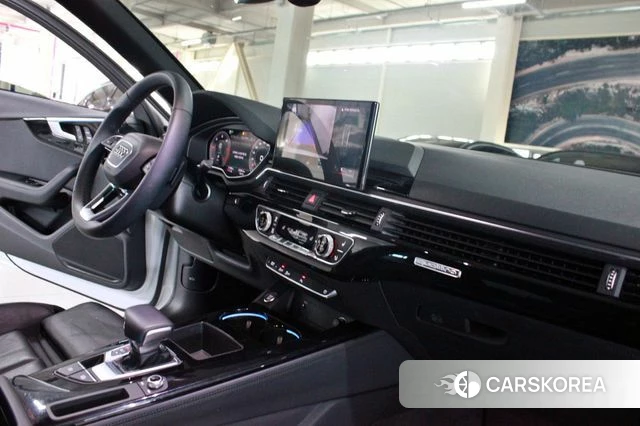 Audi A4 (B9) 2022 Белый из Кореи, фото 3