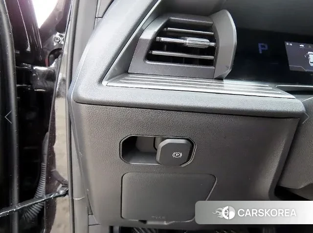 Ssangyong Torres 2023 Черный из Кореи, фото 3