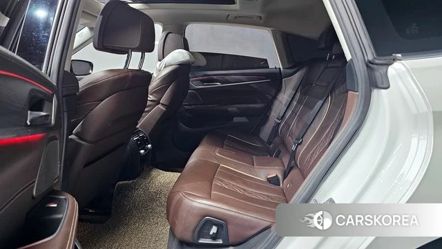 BMW 6 Series GT (G32) 2021 Белый из Кореи, фото 3