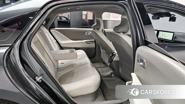 Hyundai Ionic 6 2022 Серый из Кореи, фото 3