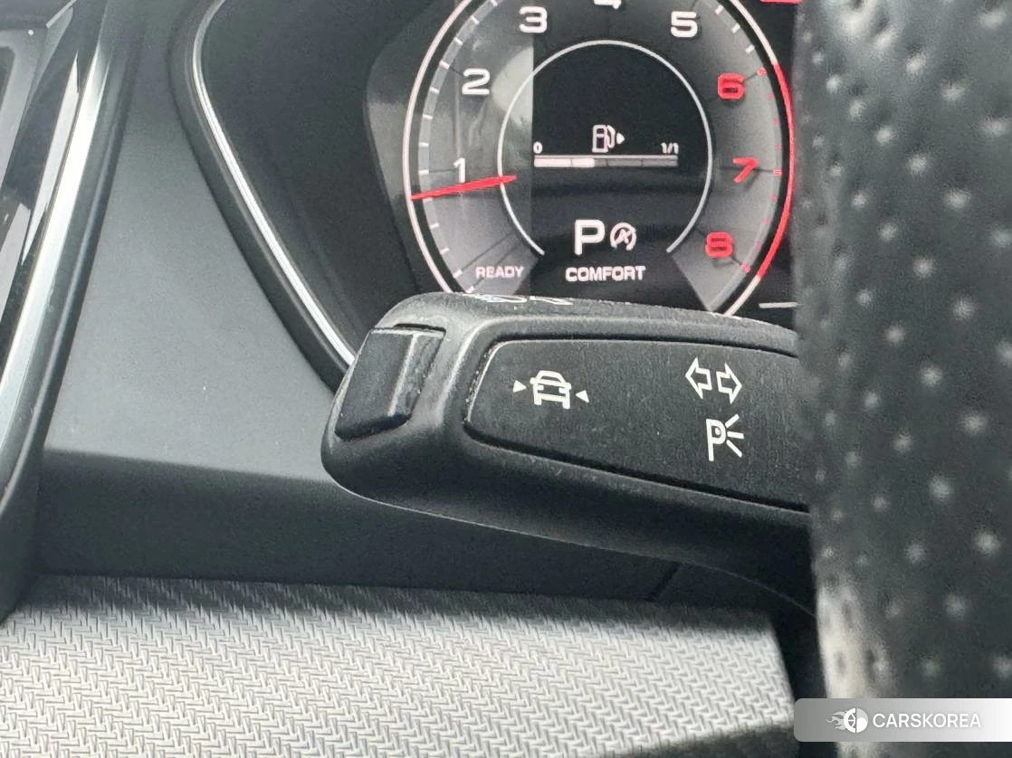 Audi Q5L Sportback 2020 Черный из Китая, фото 3
