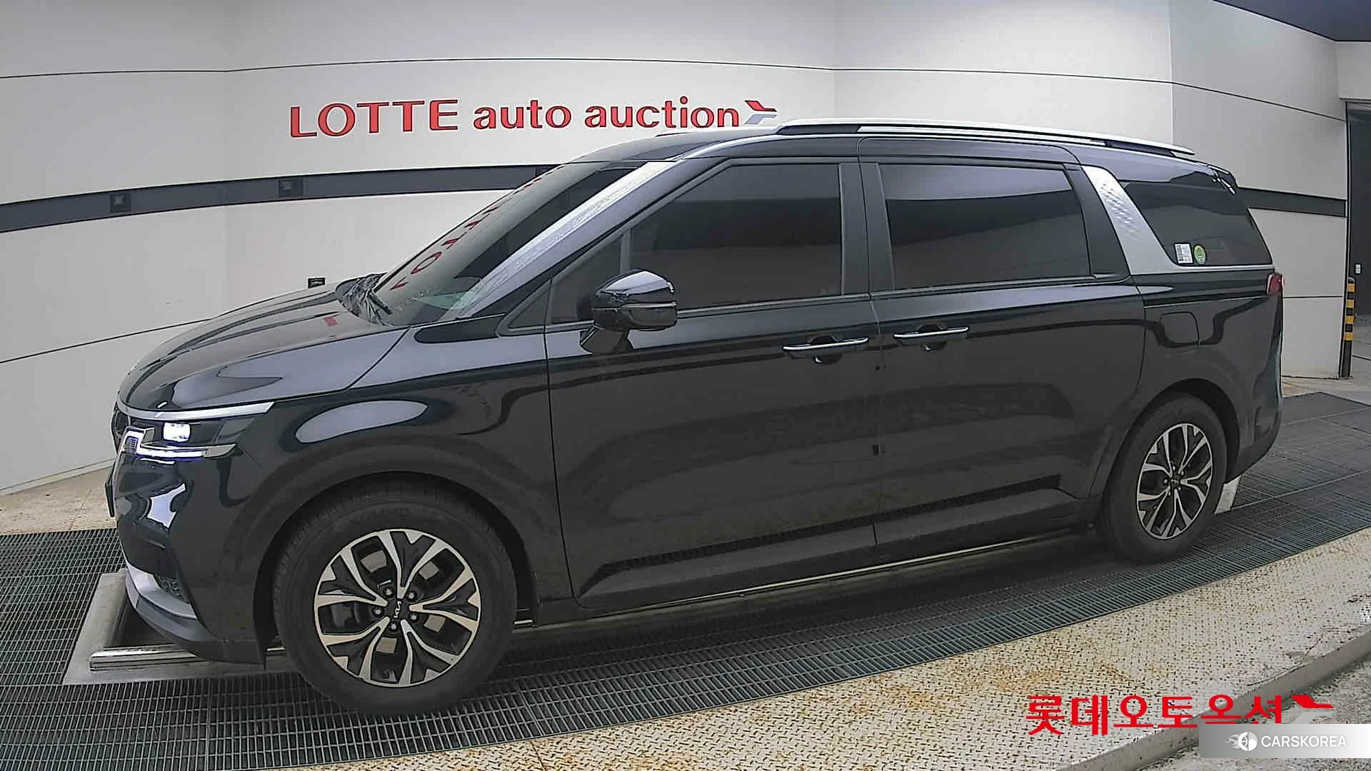 Kia Carnival 2022 Aurora Black Pearl из Кореи, фото 3