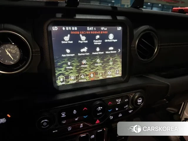 Jeep Wrangler (JL) 2021 Белый из Кореи, фото 3