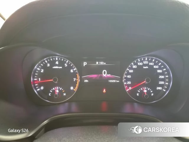 Kia The New K3 2nd generation 2021 Белый из Кореи, фото 3