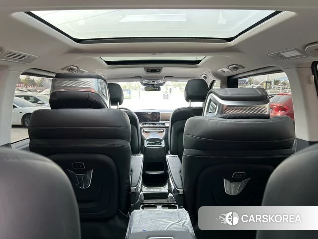 Mercedes-Benz V-class 2026 Черный из Китая, фото 3